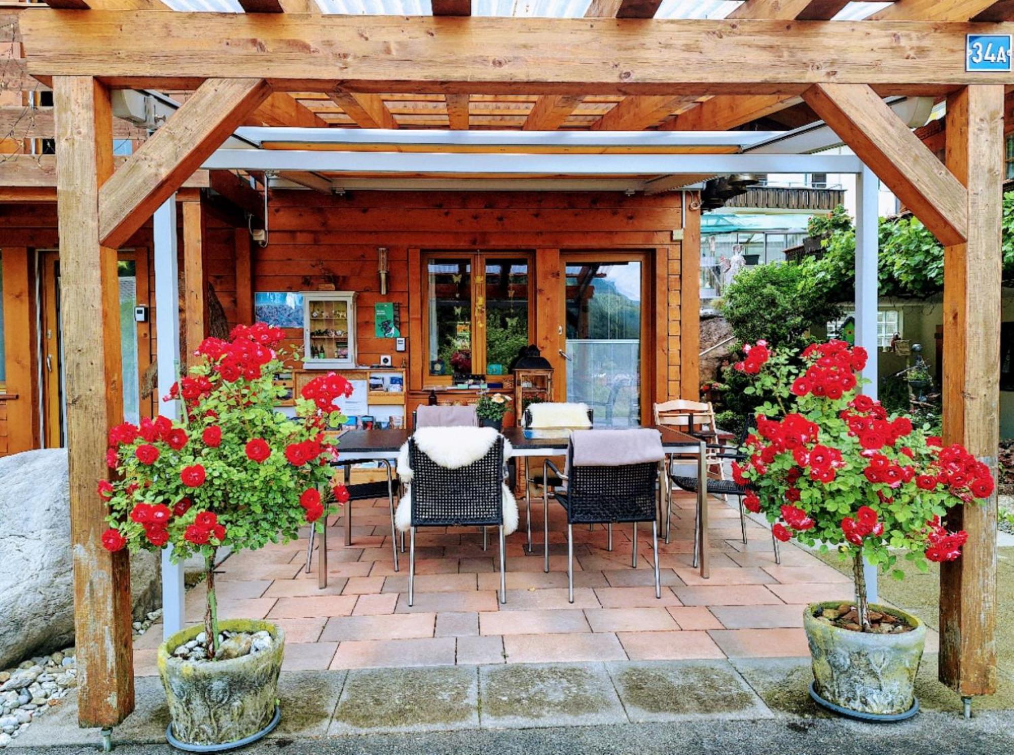 Chalet-Gafri - Bnb - Fruehstueckspension Und Gastfreundschaft Wilderswil Exterior photo
